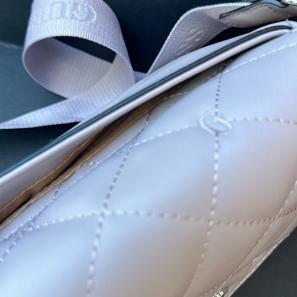 New GUESS Markham Crossbody Fold Bag - Picture 10 of 10